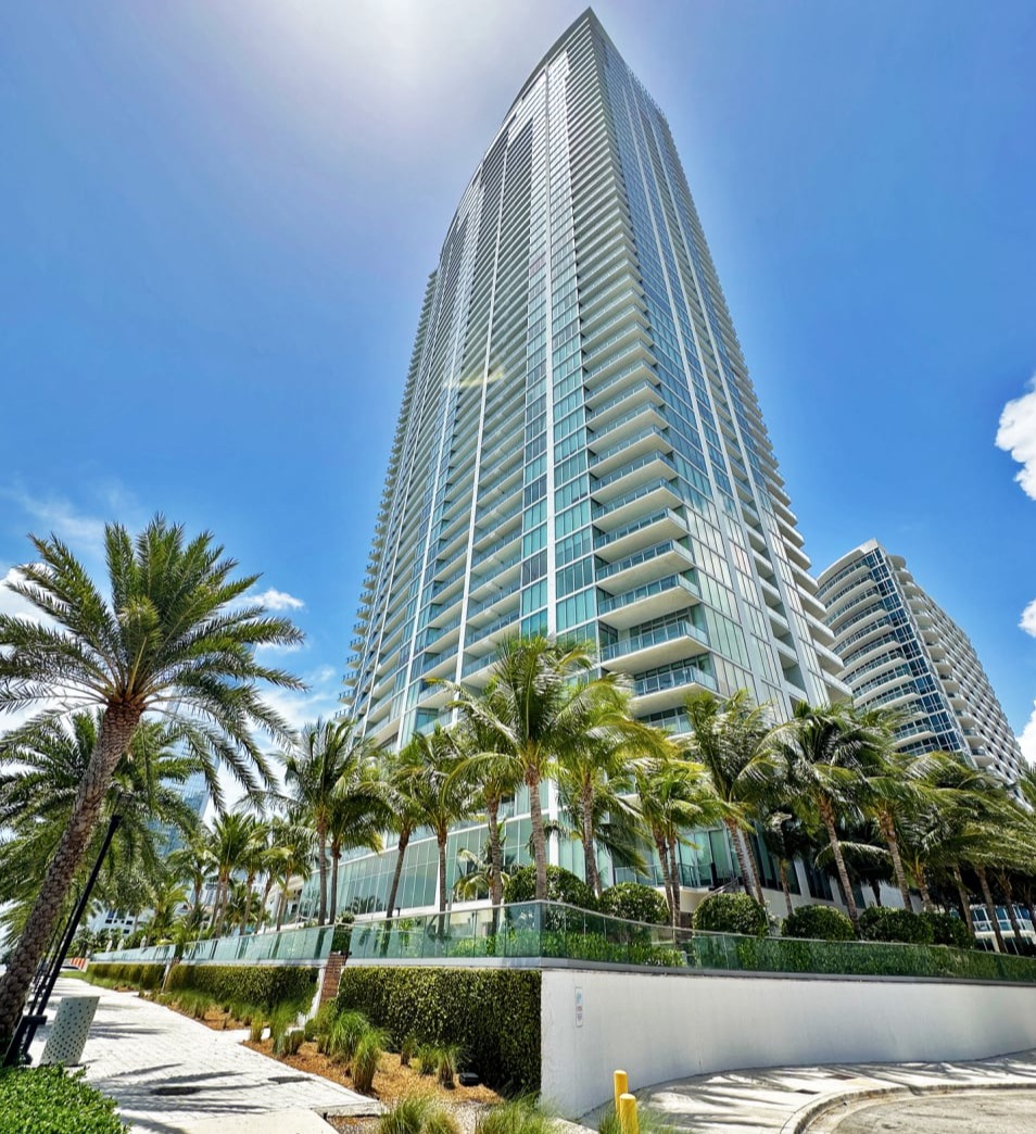 Biscayne Beach Residences